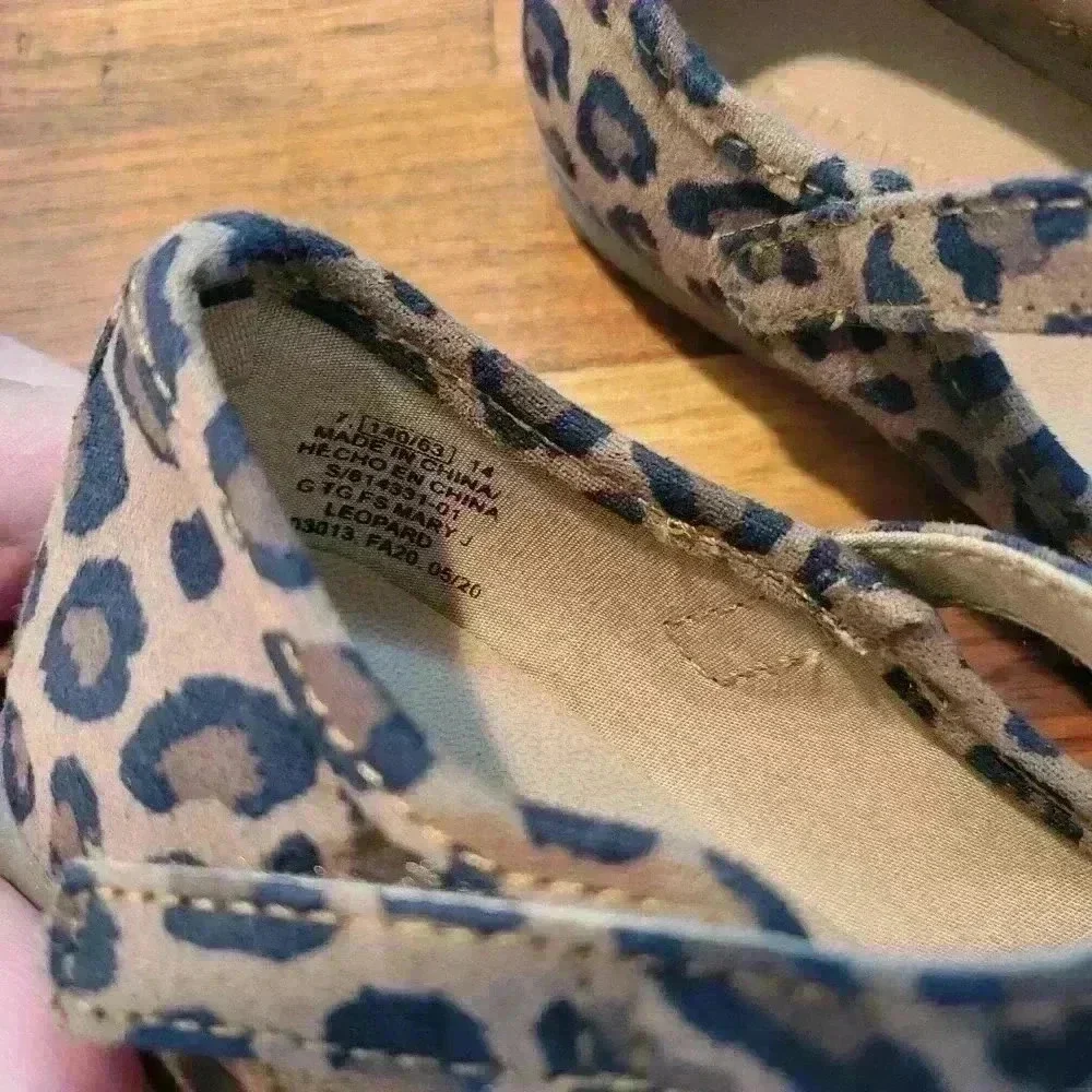 Old Navy Toddler Shoes‎ Size 7